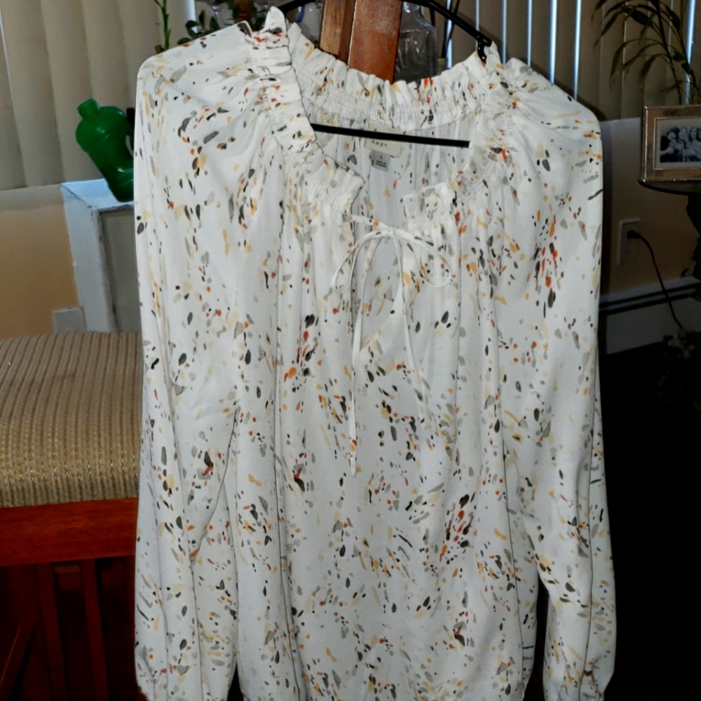 Womans Blouse Size Large
